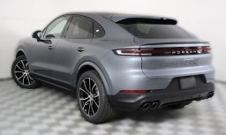 Porsche Cayenne Base Coupe AWD 2026