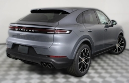 Porsche Cayenne Base Coupe AWD 2026