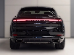 Porsche Cayenne Base Coupe AWD 2026
