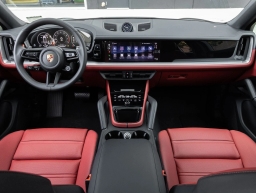 Porsche Cayenne Base Coupe AWD 2026