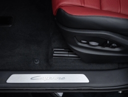 Porsche Cayenne Base Coupe AWD 2026