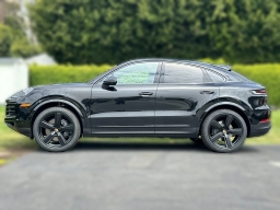 Porsche Cayenne Base Coupe AWD 2026