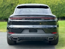 Porsche Cayenne Base Coupe AWD 2026