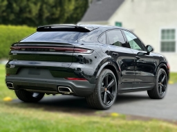 Porsche Cayenne Base Coupe AWD 2026