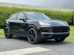 Porsche Cayenne Base Coupe AWD 2026