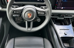 Porsche Cayenne Base Coupe AWD 2026