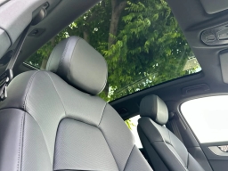 Porsche Cayenne Base Coupe AWD 2026