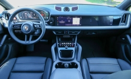 Porsche Cayenne Base Coupe AWD 2026