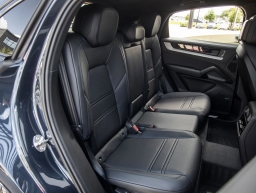 Porsche Cayenne Base Coupe AWD 2026