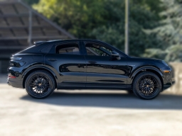 Porsche Cayenne E-Hybrid Coupe AWD 2026