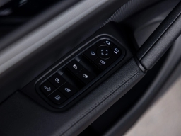 Porsche Cayenne E-Hybrid Coupe AWD 2026