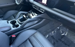Porsche Cayenne GTS Coupe AWD 2026