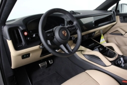 Porsche Cayenne GTS Coupe AWD 2026
