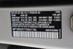 Porsche Cayenne GTS Coupe AWD 2026