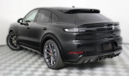 Porsche Cayenne GTS Coupe AWD 2026