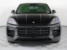 Porsche Cayenne GTS Coupe AWD 2026