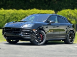 Porsche Cayenne GTS Coupe AWD 2026