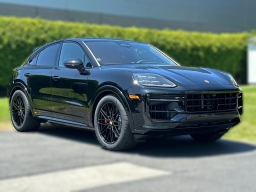 Porsche Cayenne GTS Coupe AWD 2026