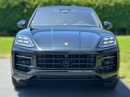 Porsche Cayenne GTS Coupe AWD 2026