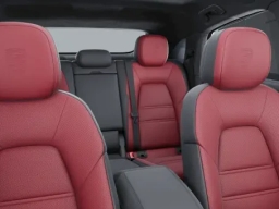 Porsche Cayenne GTS Coupe AWD 2026