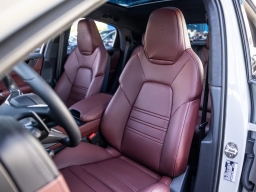 Porsche Cayenne GTS Coupe AWD 2026