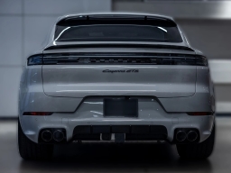 Porsche Cayenne GTS Coupe AWD 2026