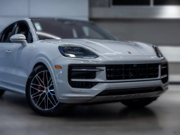 Porsche Cayenne GTS Coupe AWD 2026