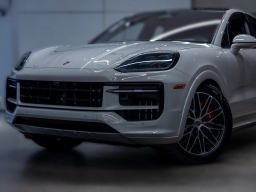 Porsche Cayenne GTS Coupe AWD 2026