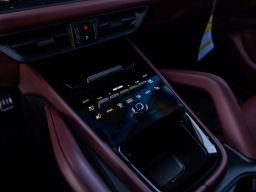 Porsche Cayenne GTS Coupe AWD 2026