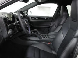 Porsche Cayenne GTS Coupe AWD 2026