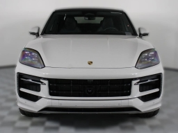 Porsche Cayenne GTS Coupe AWD 2026