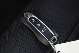 Porsche Cayenne GTS Coupe AWD 2026