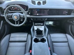 Porsche Cayenne GTS Coupe AWD 2026