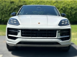 Porsche Cayenne GTS Coupe AWD 2026