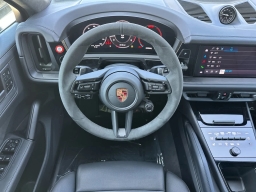 Porsche Cayenne GTS Coupe AWD 2026