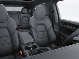 Porsche Cayenne GTS Coupe AWD 2026