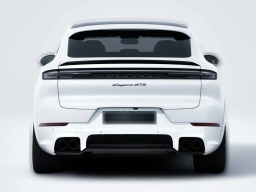 Porsche Cayenne GTS Coupe AWD 2026