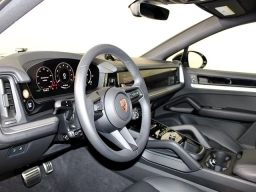 Porsche Cayenne S Coupe AWD 2026