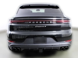 Porsche Cayenne S Coupe AWD 2026
