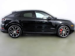 Porsche Cayenne S Coupe AWD 2026