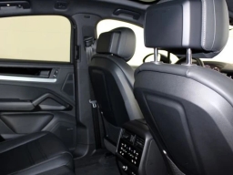 Porsche Cayenne S Coupe AWD 2026