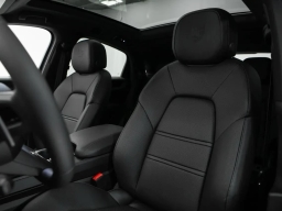 Porsche Cayenne S Coupe AWD 2026