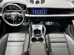 Porsche Cayenne S Coupe AWD 2026