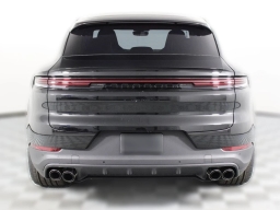 Porsche Cayenne S Coupe AWD 2026