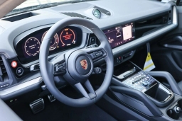 Porsche Cayenne S Coupe AWD 2026