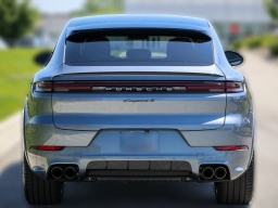 Porsche Cayenne S Coupe AWD 2026