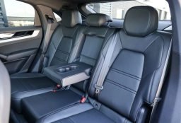 Porsche Cayenne S Coupe AWD 2026