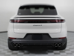 Porsche Cayenne S Coupe AWD 2026