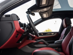 Porsche Cayenne S Coupe AWD 2026