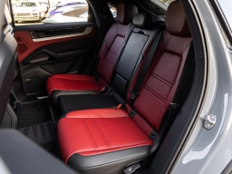 Porsche Cayenne S Coupe AWD 2026